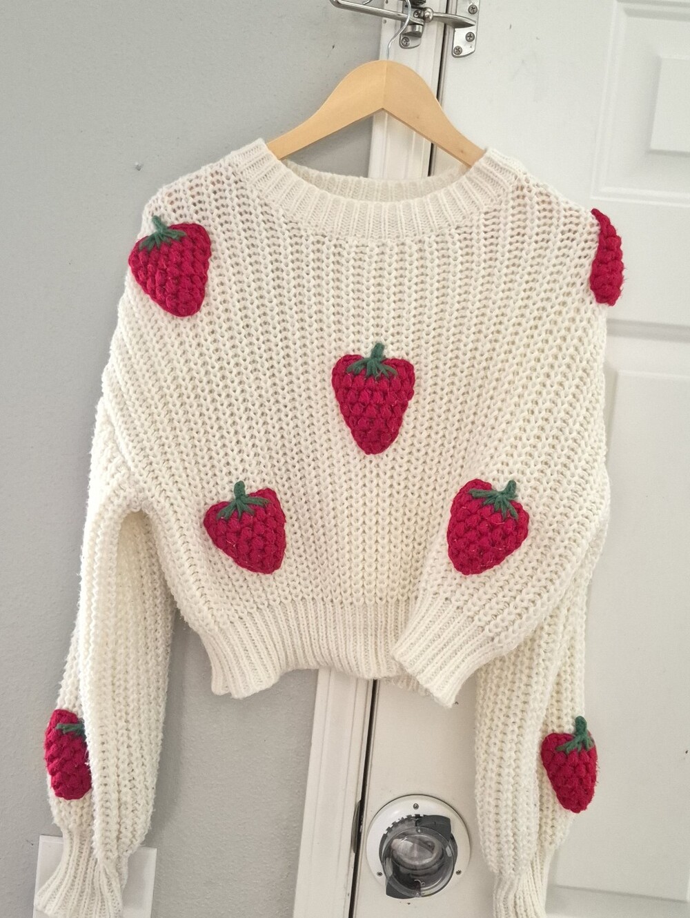 Strawberry Chucky Unique sweater Trendy Crochet One Size Medium 8 Womens - Picture 2 of 13
